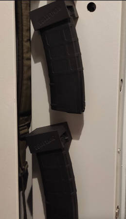 Uchwyt na magazynek AR-15 5.56 MAGPUL (podwieszany bokiem)