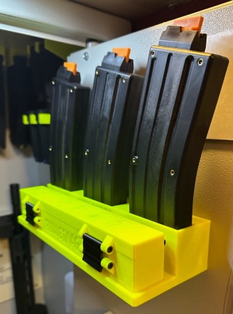 Uchwyt na 3 magazynki AR / CMMG + pudełko na konwersję CMMG / zamek AR (komplet)