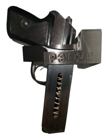 Uchwyt na broń P-64 "CZAK" + 2 magazynki (wkładane z przodu)