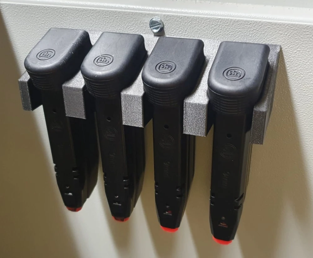 Uchwyt na magazynki CZ P07/P09 9MM / KADET .22LR (wkładane z przodu)