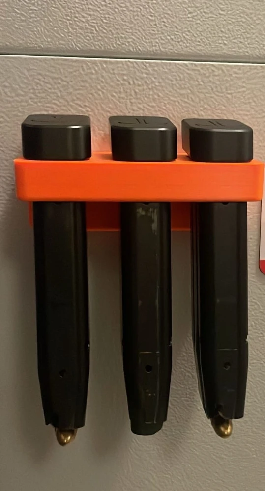 Uchwyt na magazynki 9 mm (wkładane od góry)