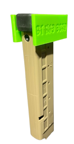 Przejdź do produktu Uchwyt / wieszak magnetyczny na magazynki B&T KH9 / MP9 "Slip-In" (wkładane z przodu)